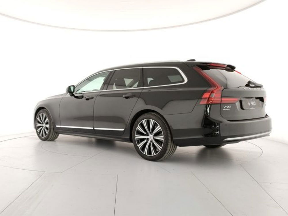 Volvo V90 nuova a Modena (3)