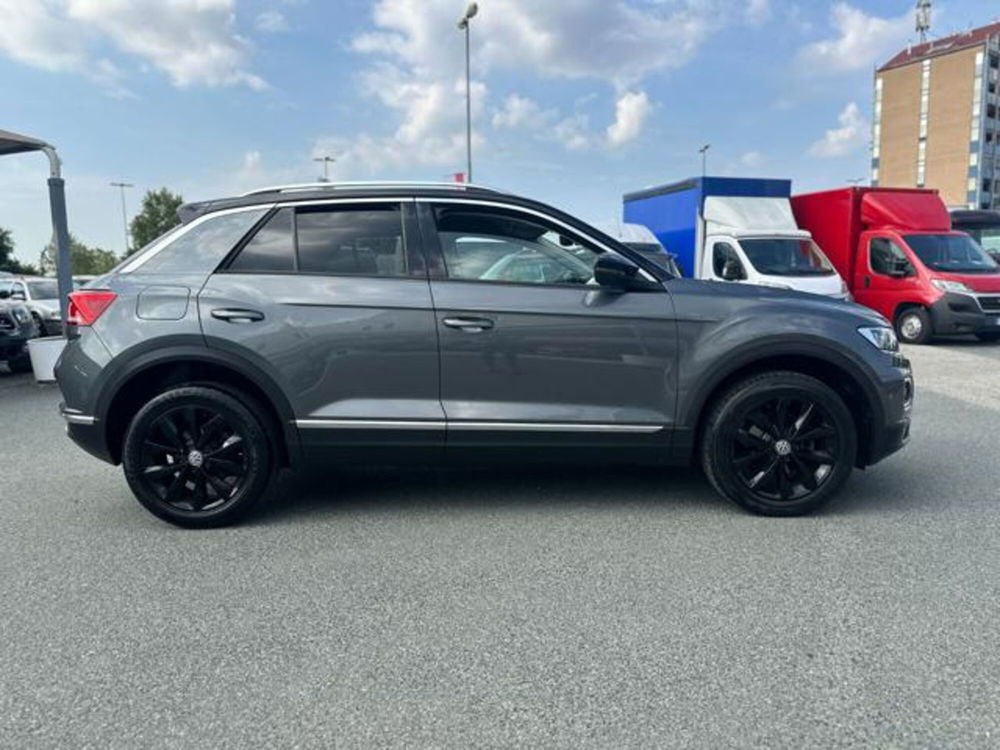 Volkswagen T-Roc usata a Torino (8)