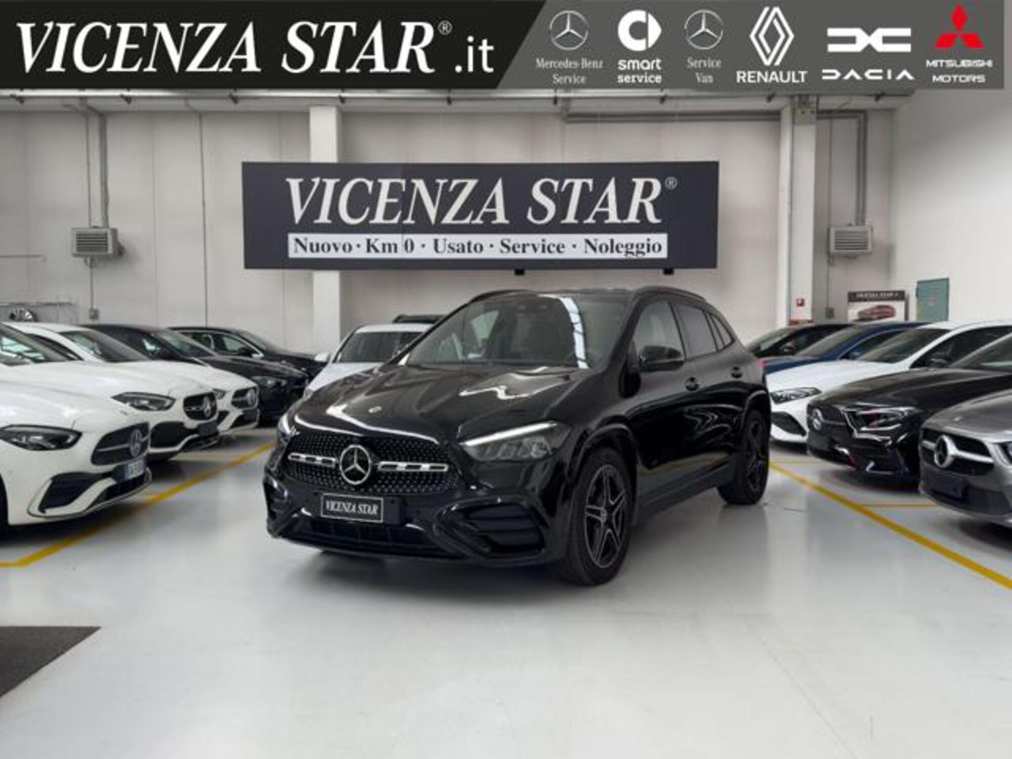 Mercedes-Benz GLA SUV 200 d AMG Line Premium Plus 4matic auto del 2023 usata a Altavilla Vicentina