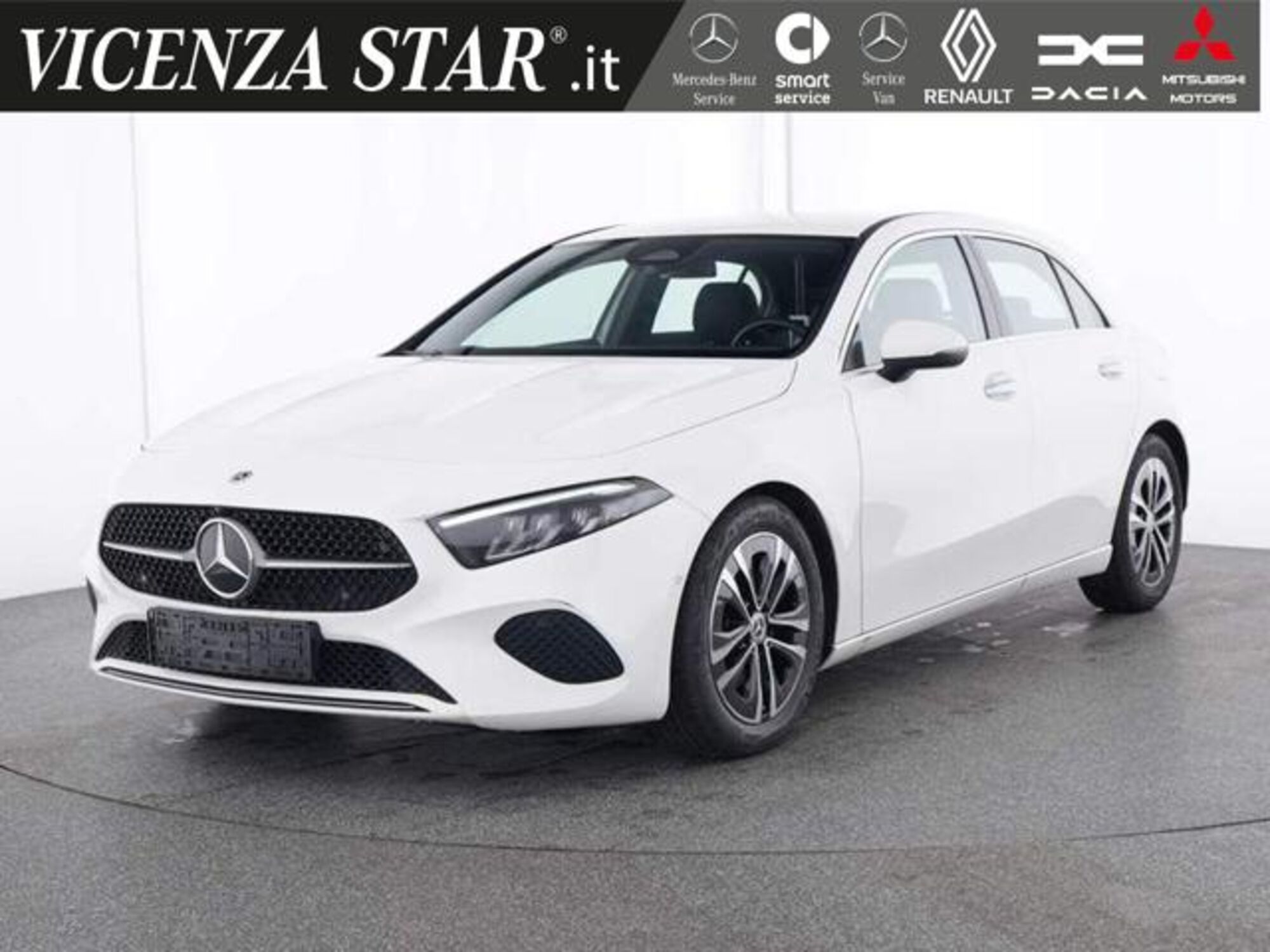 Mercedes-Benz Classe A Sedan 180 Automatic 4p. Sport del 2023 usata a Altavilla Vicentina