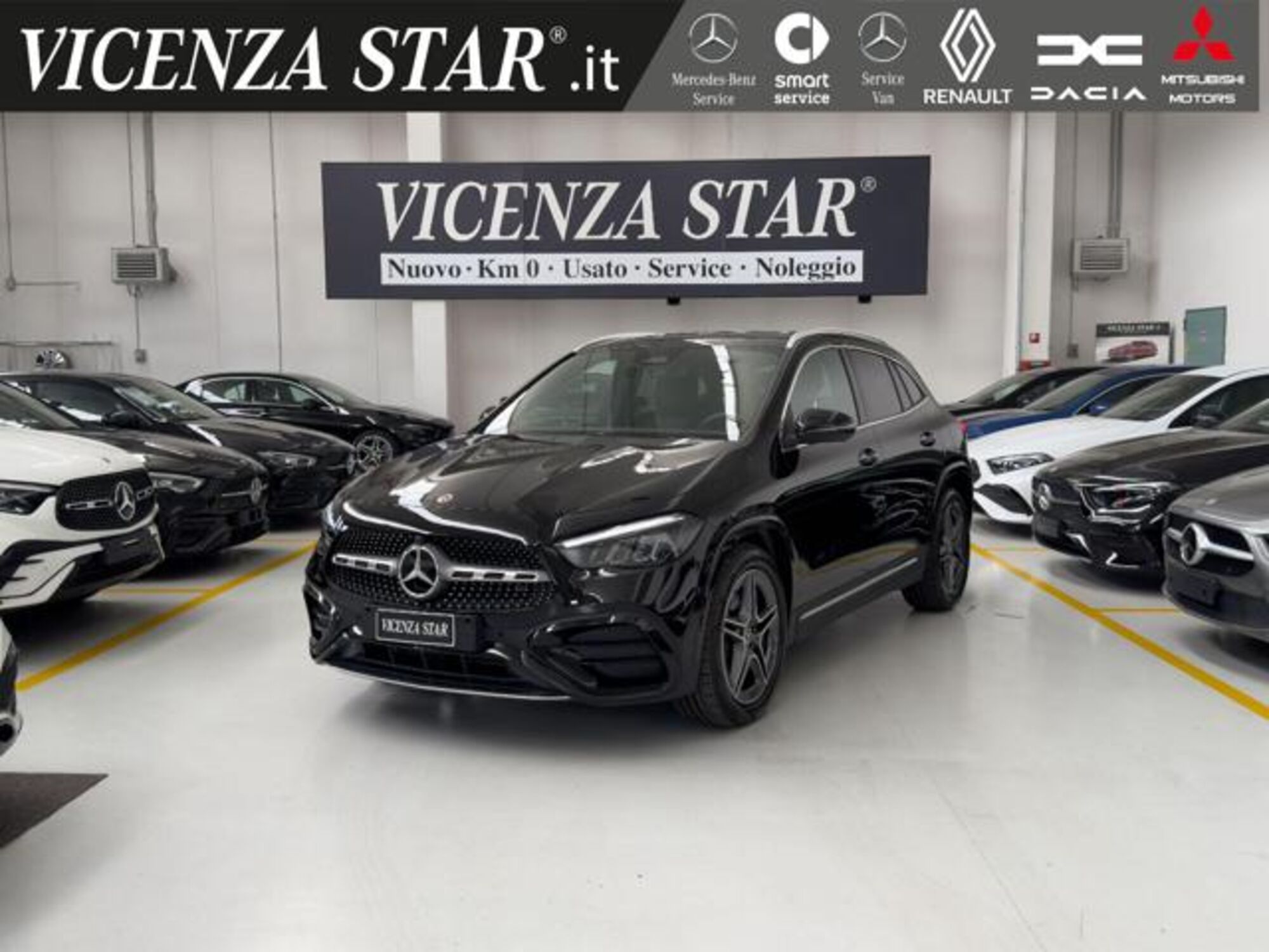 Mercedes-Benz GLA SUV 220 d AMG Line Premium 4matic auto del 2023 usata a Altavilla Vicentina