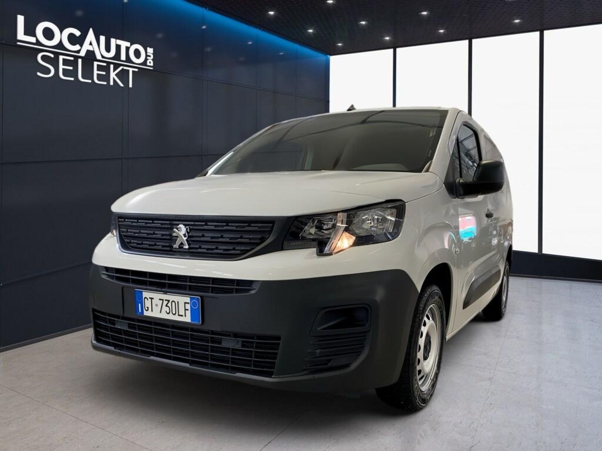 Peugeot Partner Furgone BlueHDi 100 PL Furgone Premium  nuova a Torino