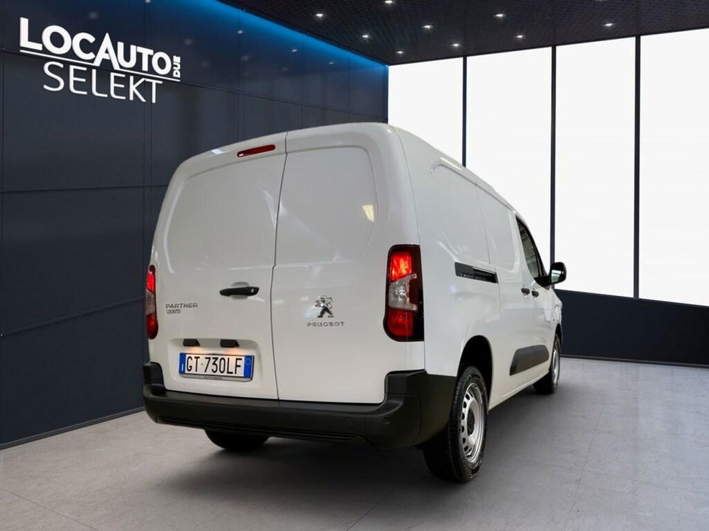 Peugeot Partner Furgone nuova a Torino (4)