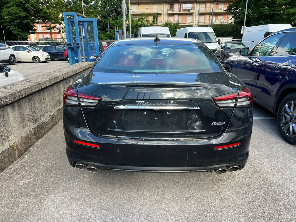 Maserati Ghibli nuova a Salerno (10)