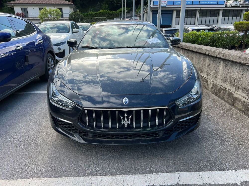 Maserati Ghibli nuova a Salerno (9)