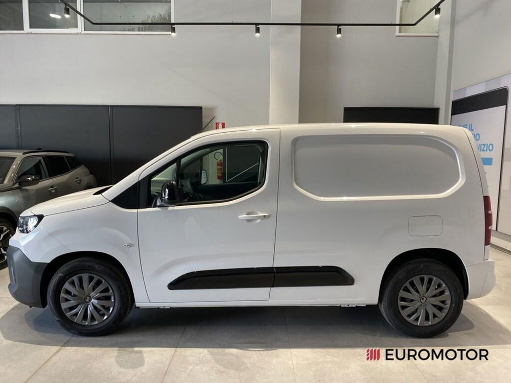 Citroen Berlingo nuova a Bari (11)