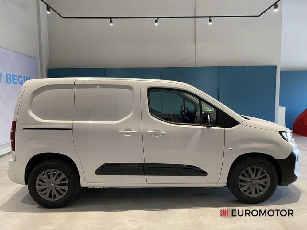 Citroen Berlingo nuova a Bari (5)