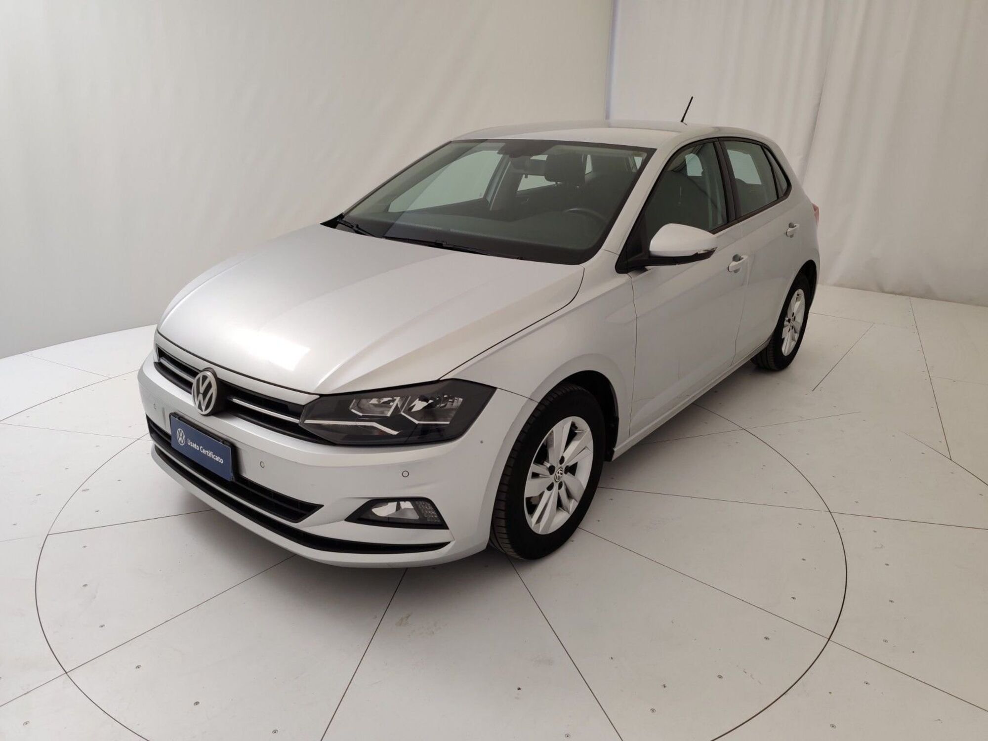 Volkswagen Polo 1.0 EVO 80 CV 5p. Comfortline BlueMotion Technology  del 2019 usata a Massa