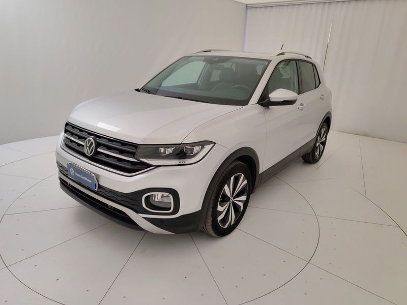 Volkswagen T-Cross 1.0 TSI 110 CV DSG Advanced del 2022 usata a Massa