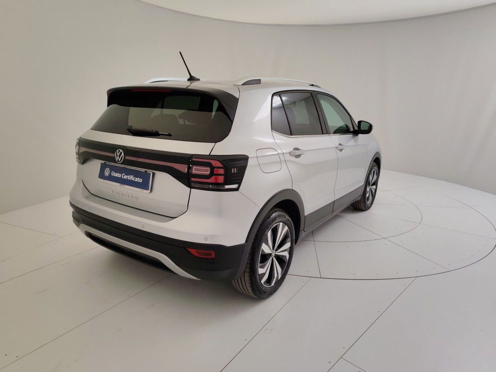 Volkswagen T-Cross usata a Massa-Carrara (3)