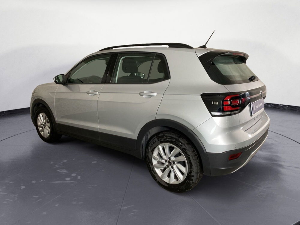 Volkswagen T-Cross usata a Varese (4)