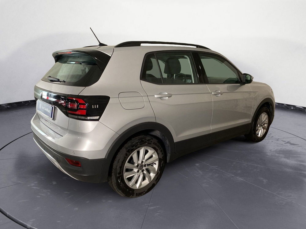 Volkswagen T-Cross usata a Varese (6)