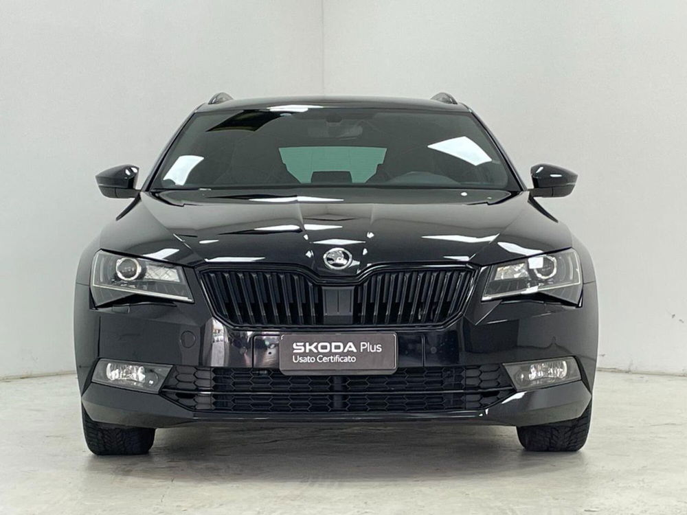 Skoda Superb Station Wagon usata a Como (6)