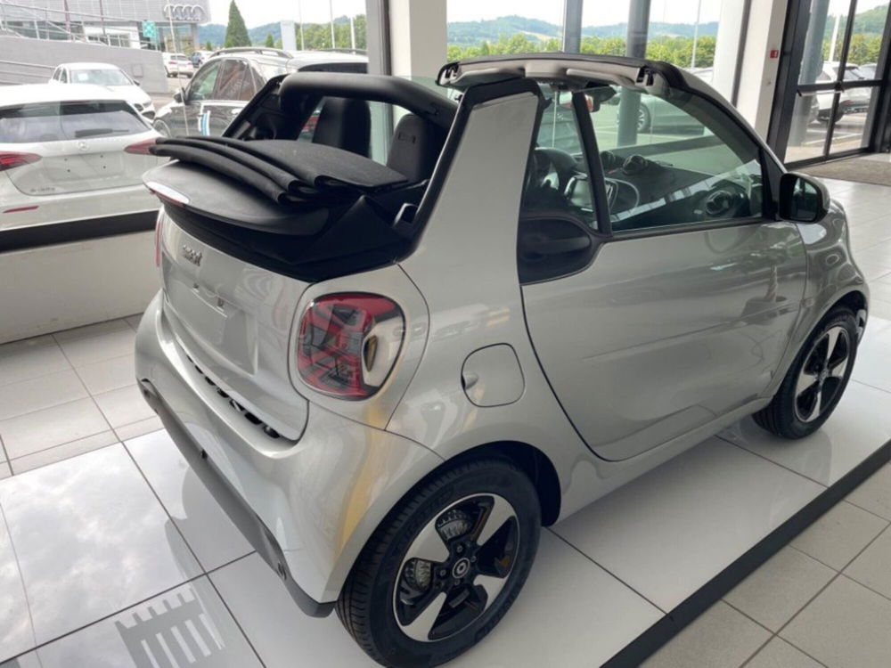 smart Fortwo Cabrio nuova a Siena (4)