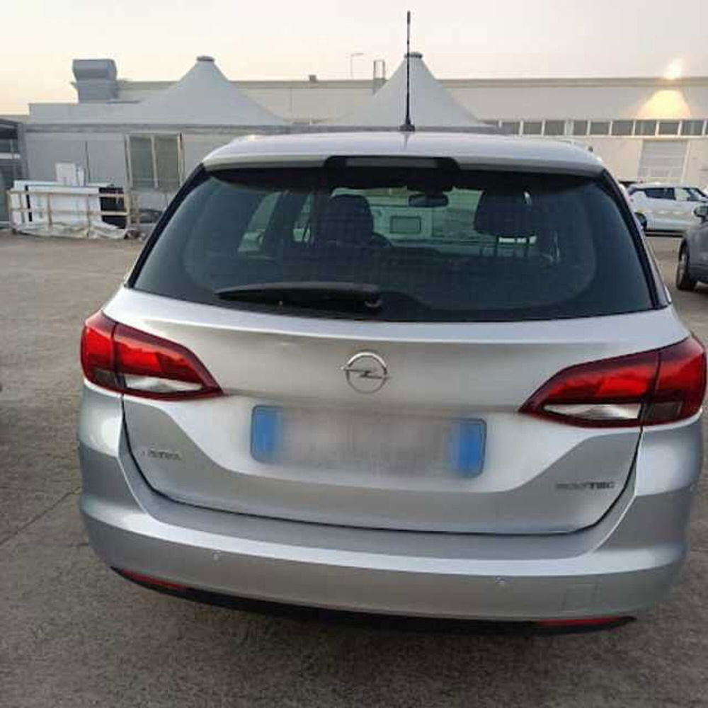 Opel Insignia Station Wagon usata a Cosenza (8)