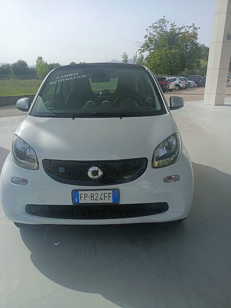 smart Fortwo 90 0.9 Turbo Passion  del 2018 usata a Rende