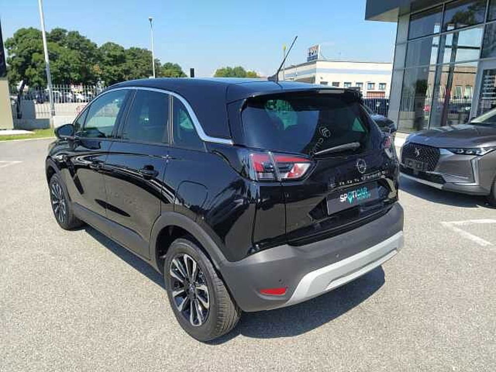 Opel Crossland nuova a Milano (5)