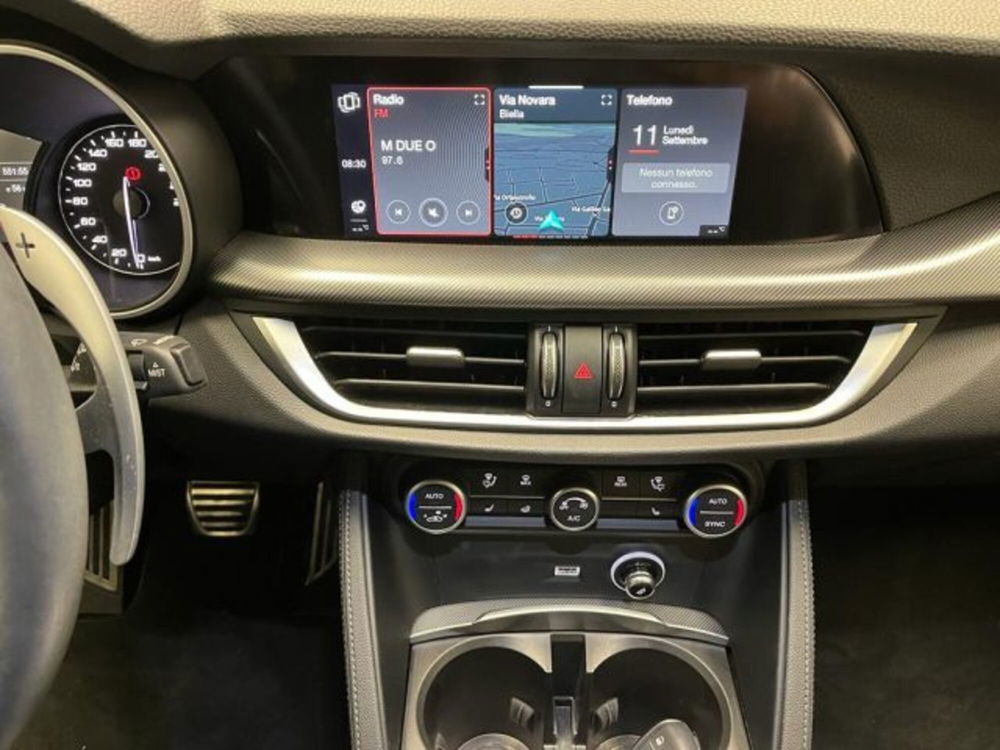 Alfa Romeo Stelvio usata a Biella (14)