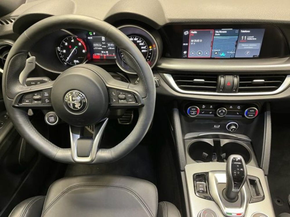 Alfa Romeo Stelvio usata a Biella (19)