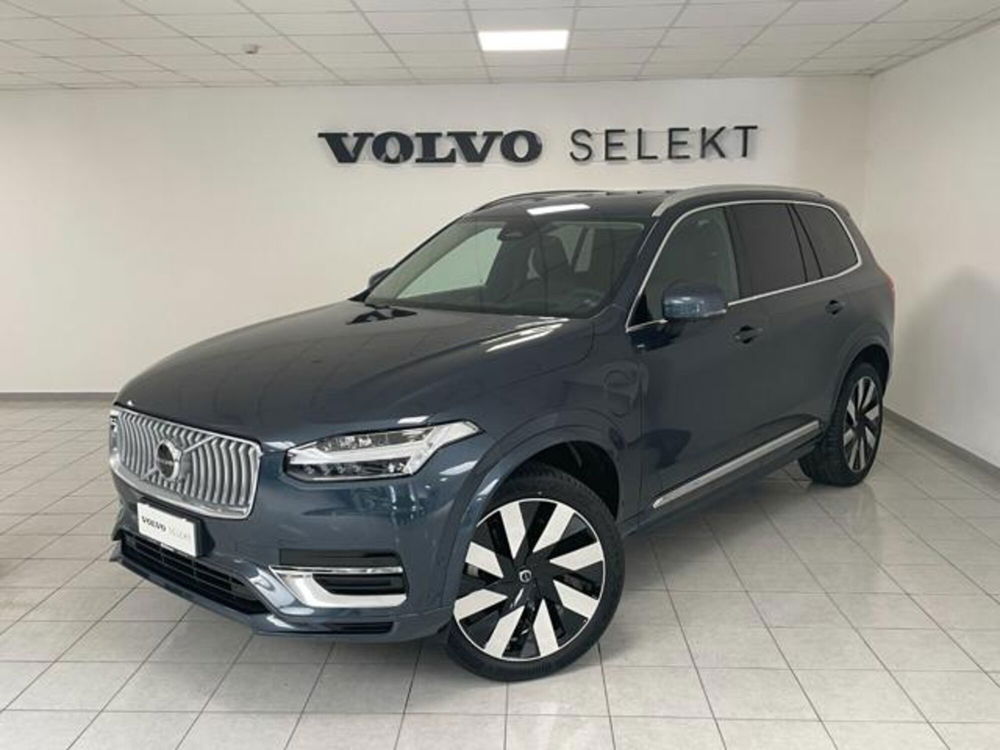 Volvo XC90 nuova a Como