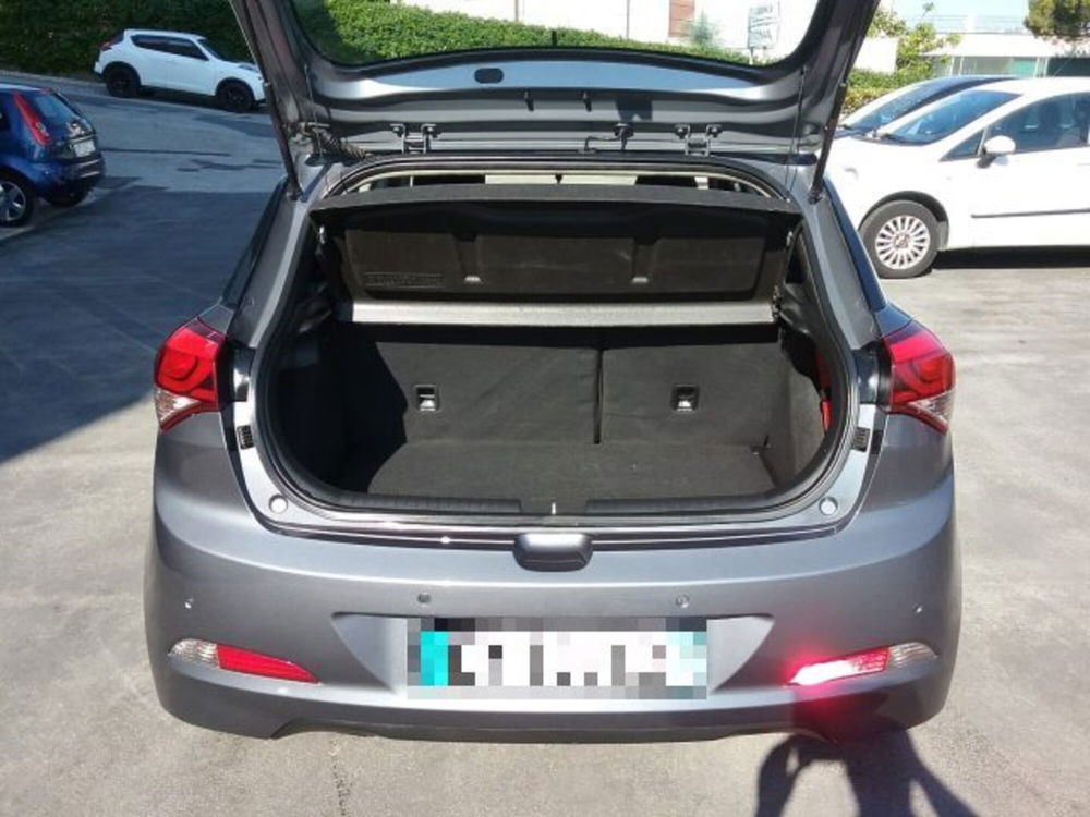 Hyundai i20 usata a Macerata (6)