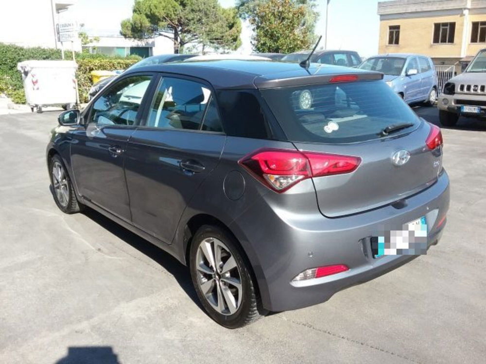 Hyundai i20 usata a Macerata (7)