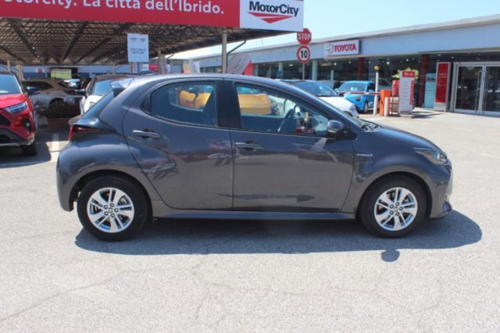 Toyota Yaris usata a Roma (14)