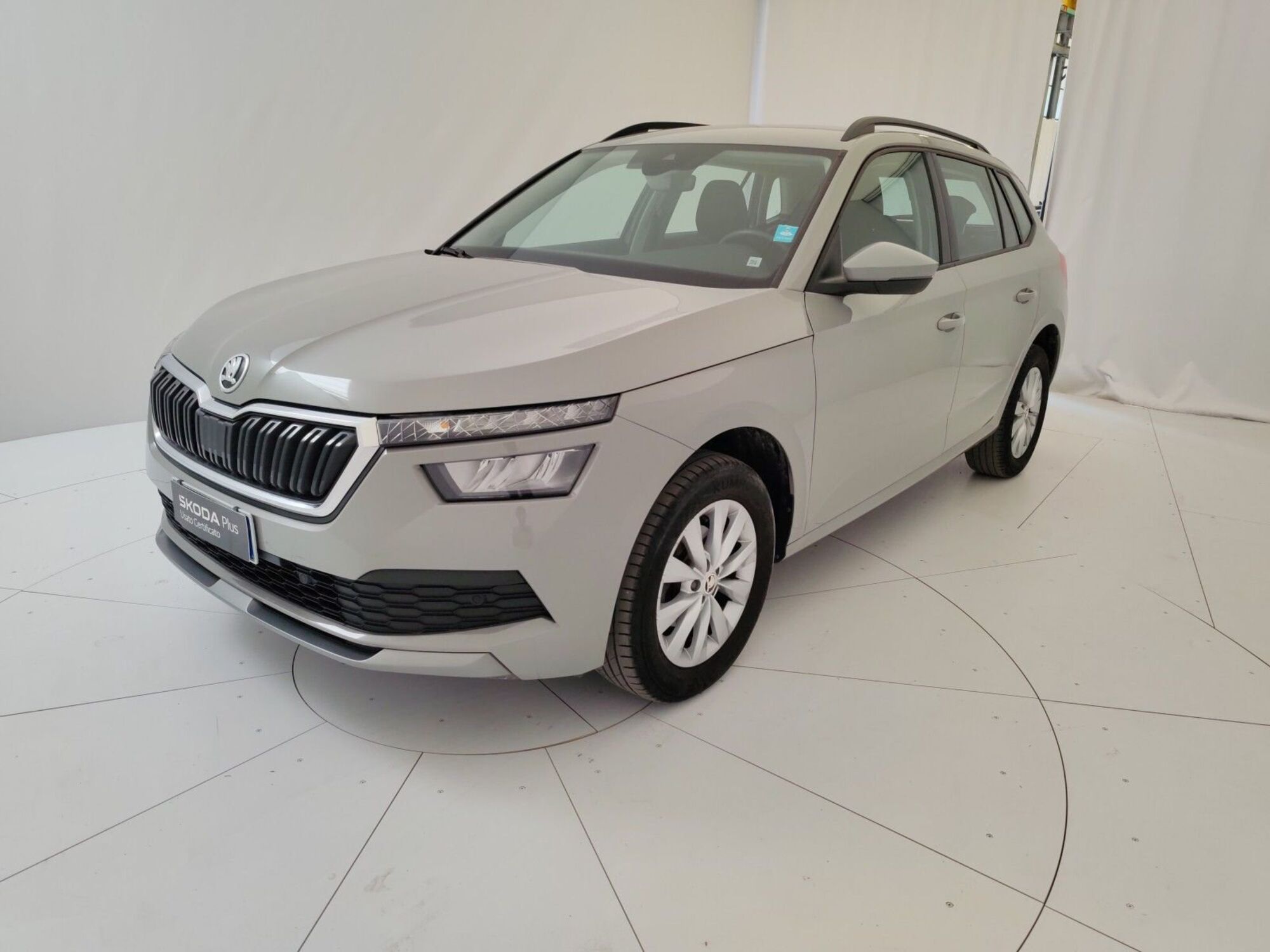 Skoda Kamiq 1.0 G-Tec Ambition del 2021 usata a Massa