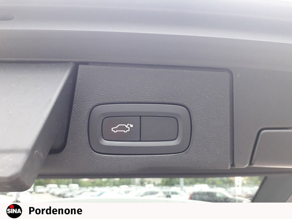 Volvo XC60 usata a Pordenone (19)