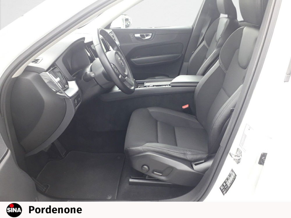 Volvo XC60 usata a Pordenone (9)