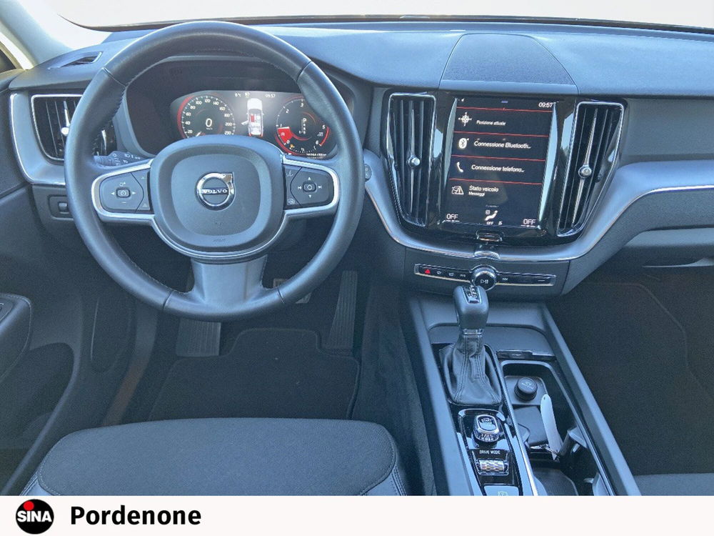 Volvo XC60 usata a Pordenone (8)