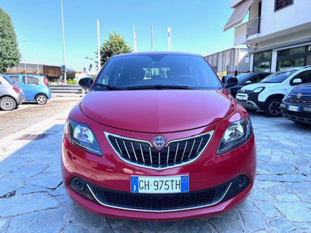 Lancia Ypsilon usata a Milano (2)