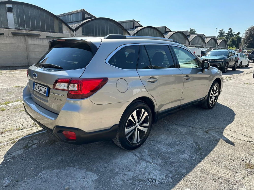 Subaru Outback usata a Monza e Brianza (5)