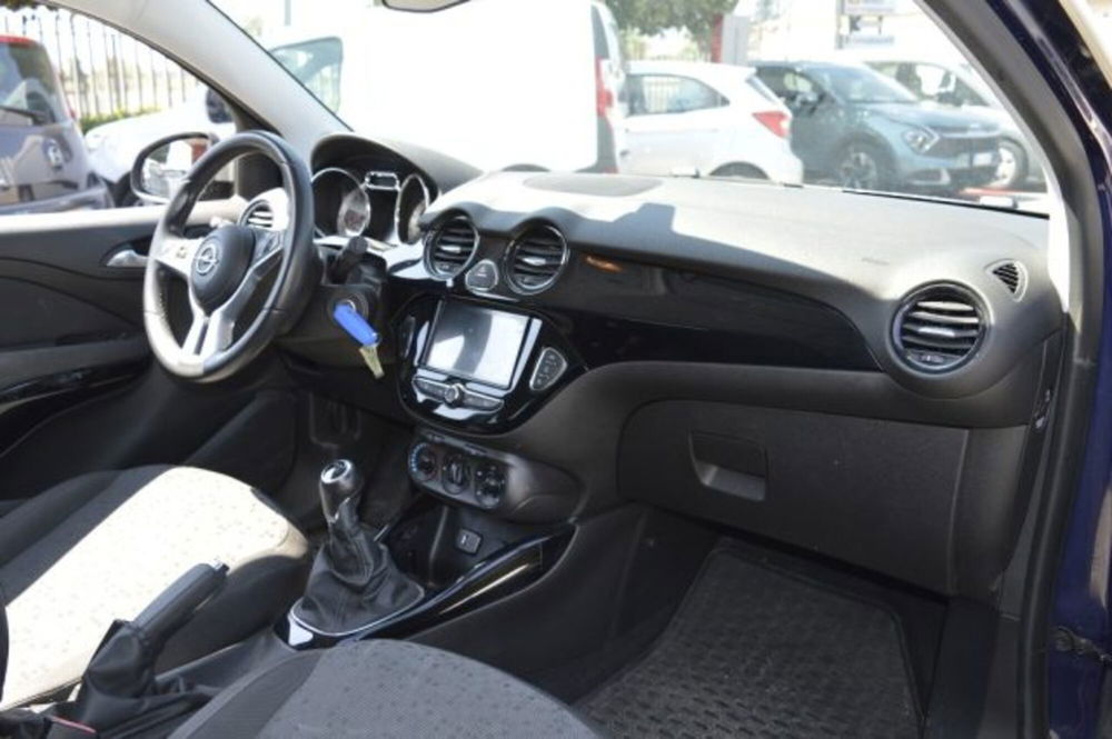 Opel Adam usata a Latina (9)