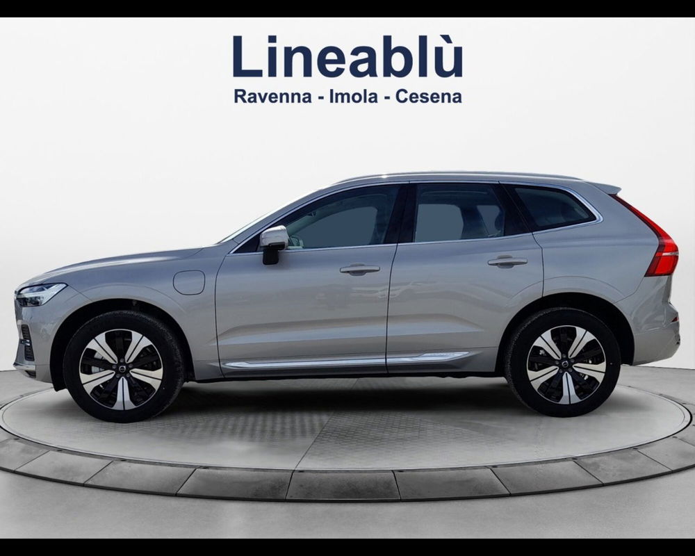 Volvo XC60 nuova a Ravenna (2)