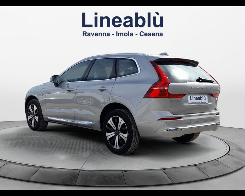 Volvo XC60 nuova a Ravenna (3)