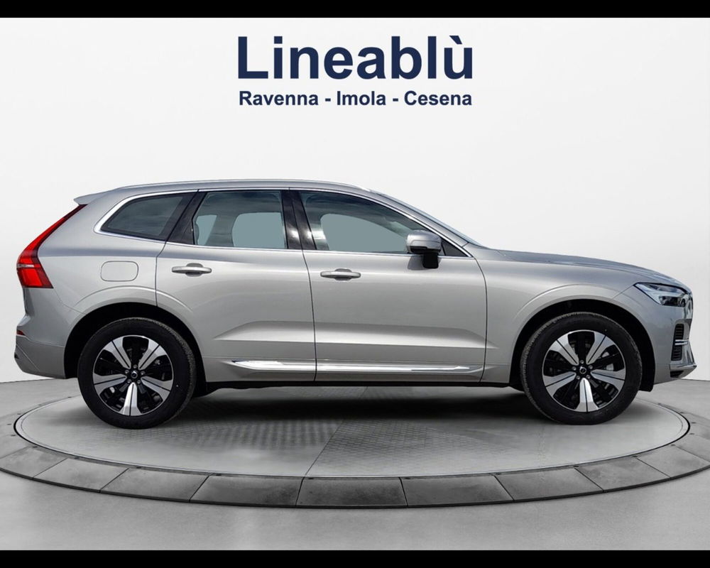 Volvo XC60 nuova a Ravenna (6)