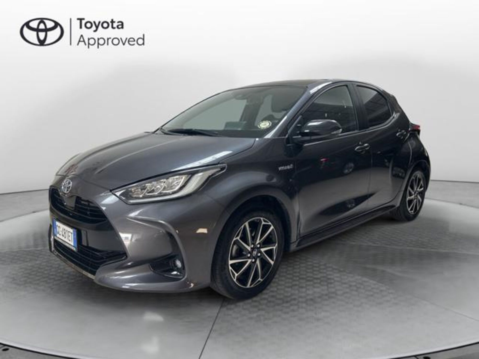 Toyota Yaris 1.5 Hybrid 5 porte Lounge del 2020 usata a Bra