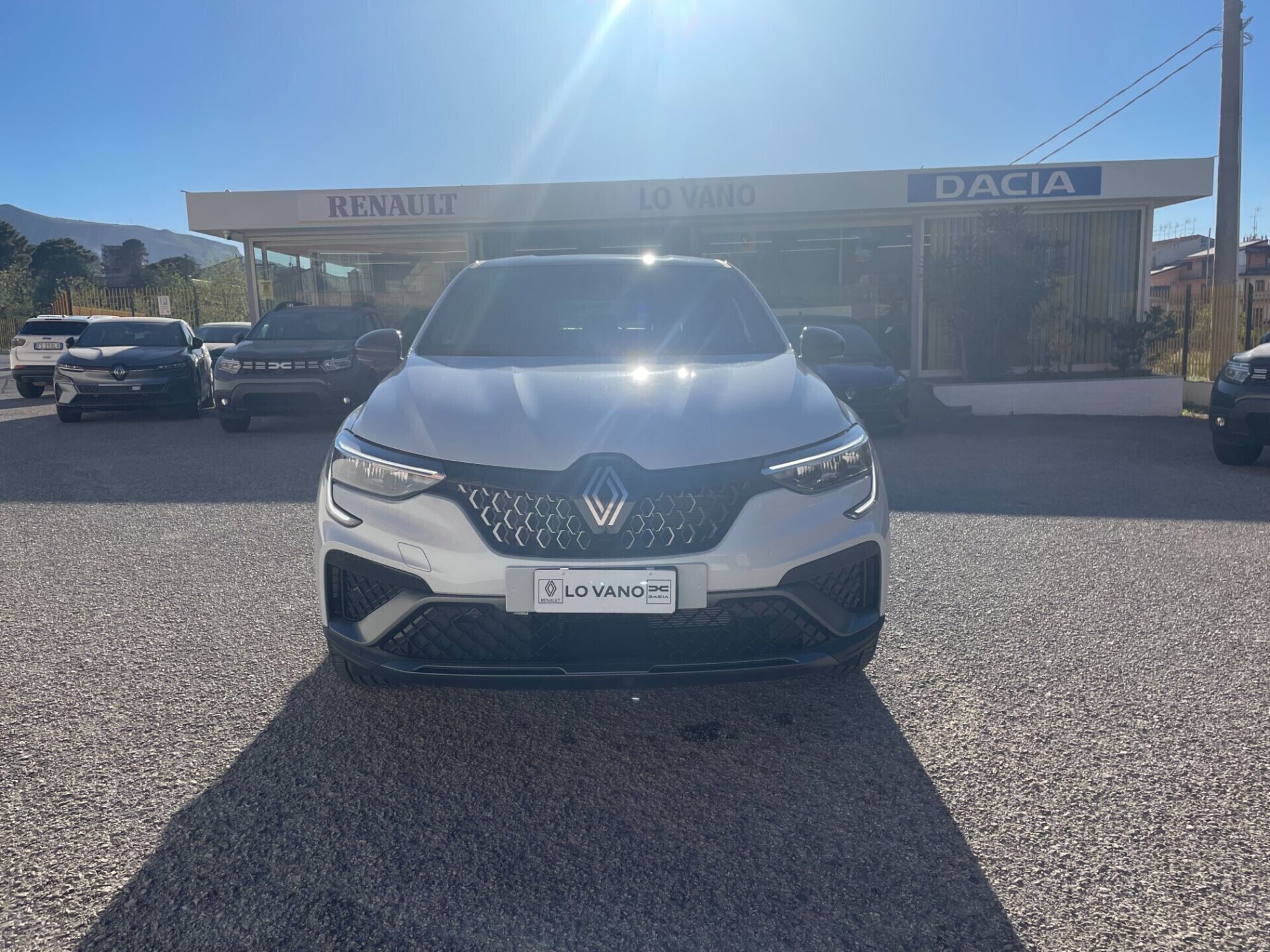 Renault Arkana Hybrid E-Tech 145 CV Techno  del 2023 usata a Sant&#039;Agata di Militello