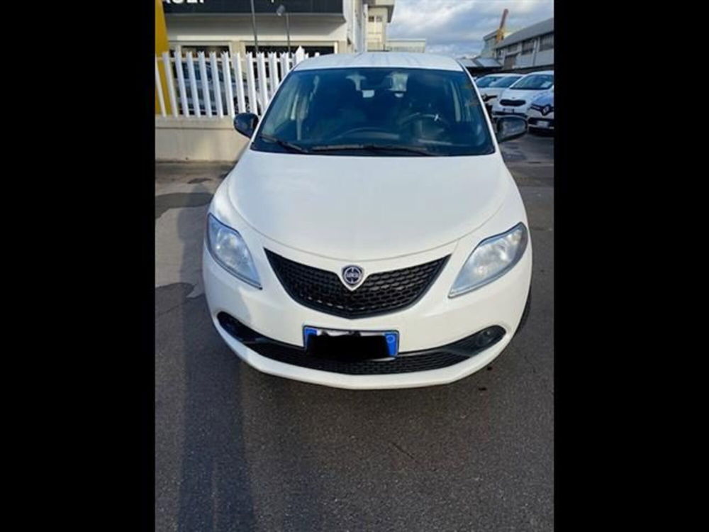 Lancia Ypsilon usata a Grosseto