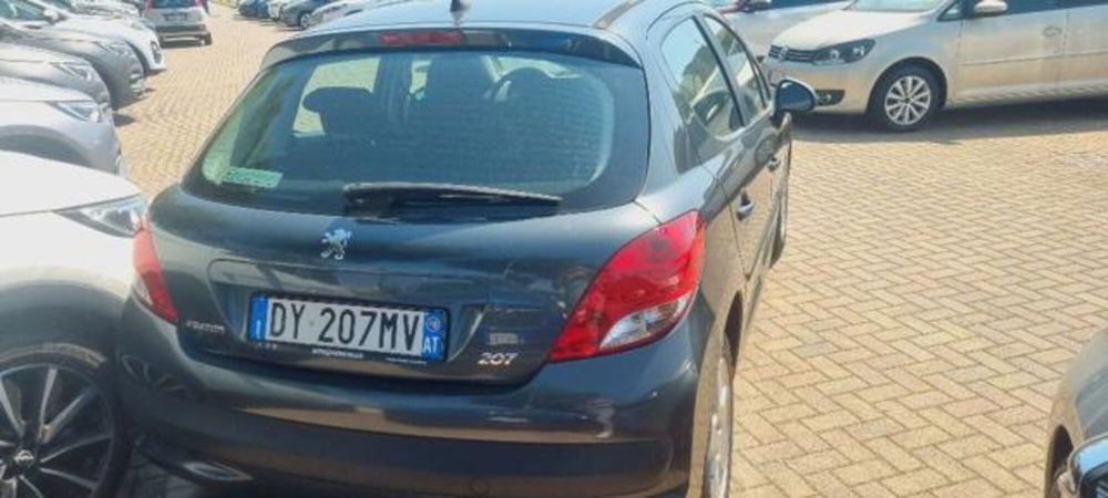 Peugeot 207 usata a Savona (6)