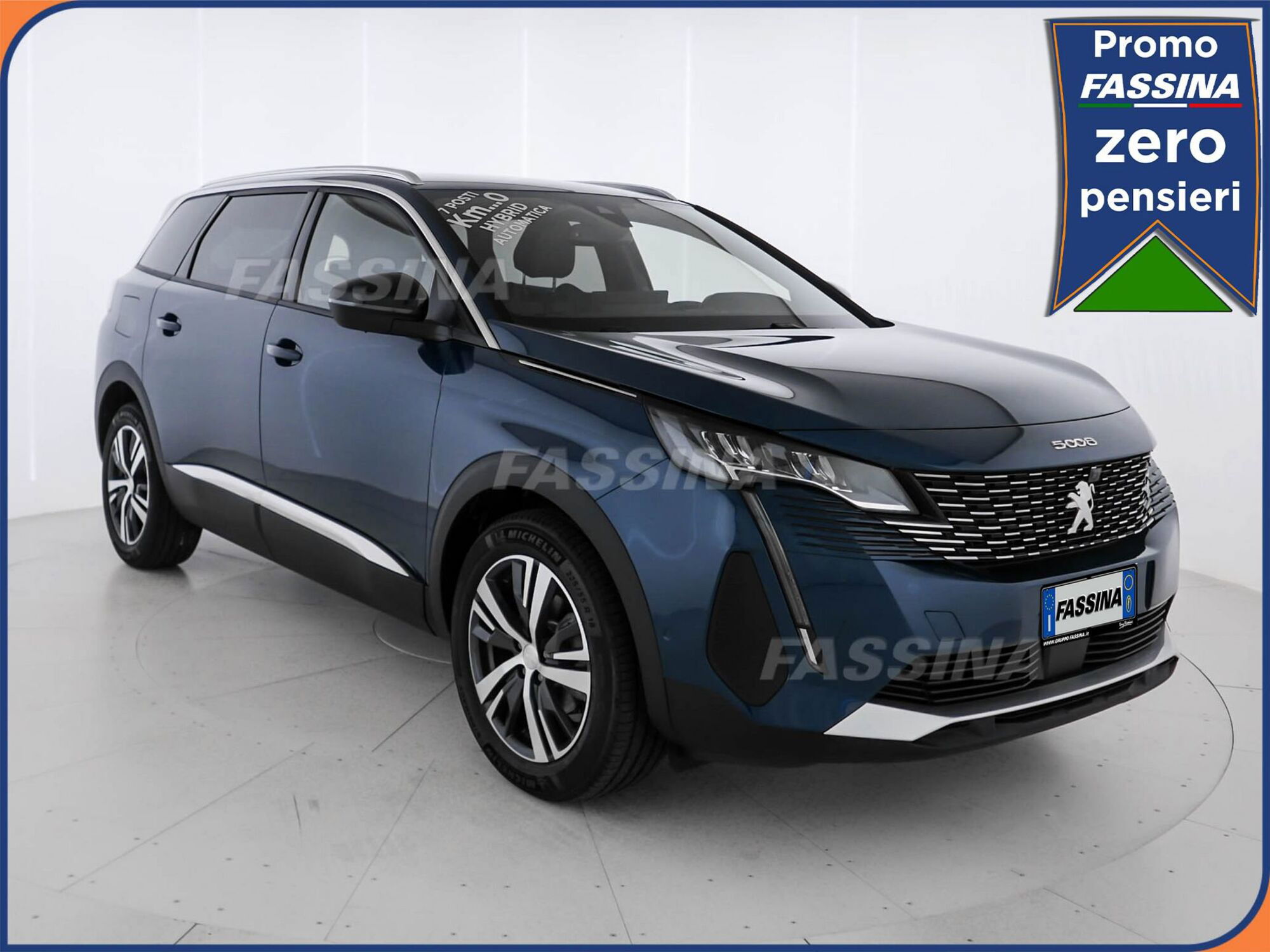 Peugeot 5008 1.2 hybrid 48V Allure Pack 136cv e-dcs 6 nuova a Milano