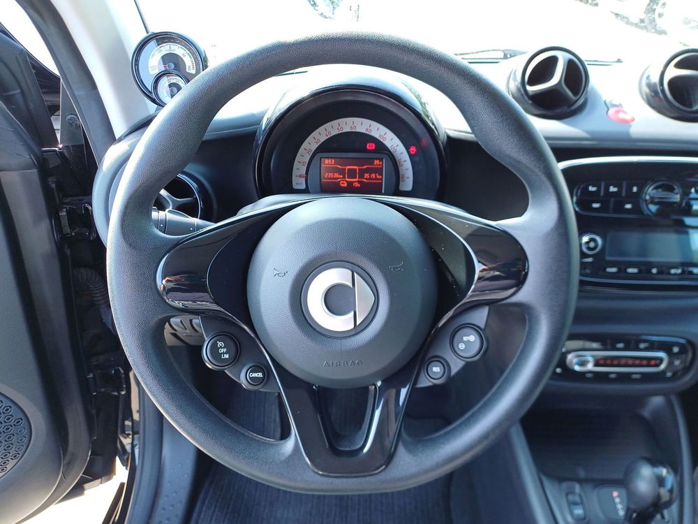 smart Fortwo usata a Genova (13)