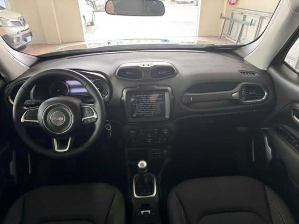 Jeep Renegade nuova a Brescia (16)