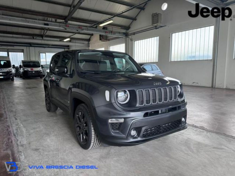 Jeep Renegade nuova a Brescia (3)