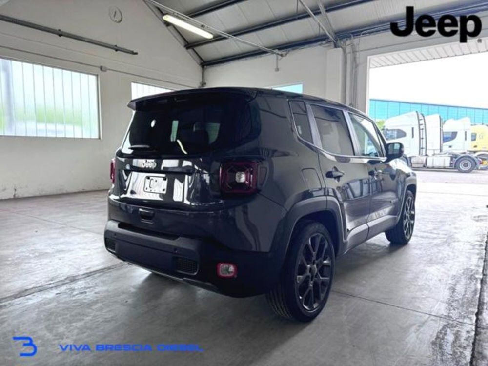 Jeep Renegade nuova a Brescia (4)