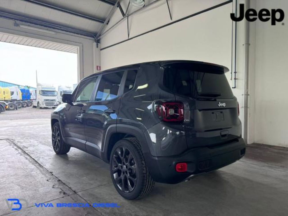 Jeep Renegade nuova a Brescia (6)