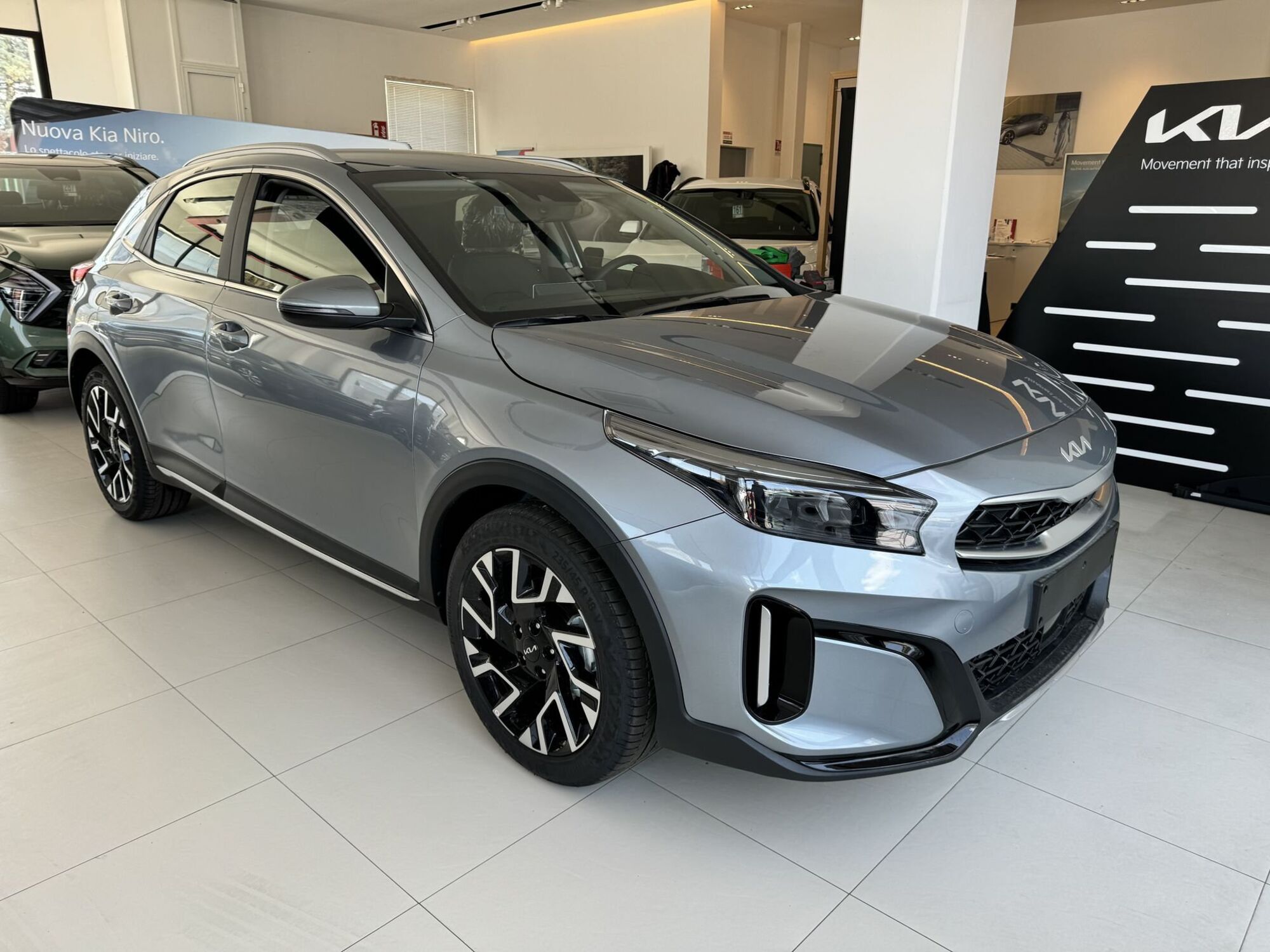 Kia XCeed 1.0 T-GDi GPL Business  nuova a La Spezia