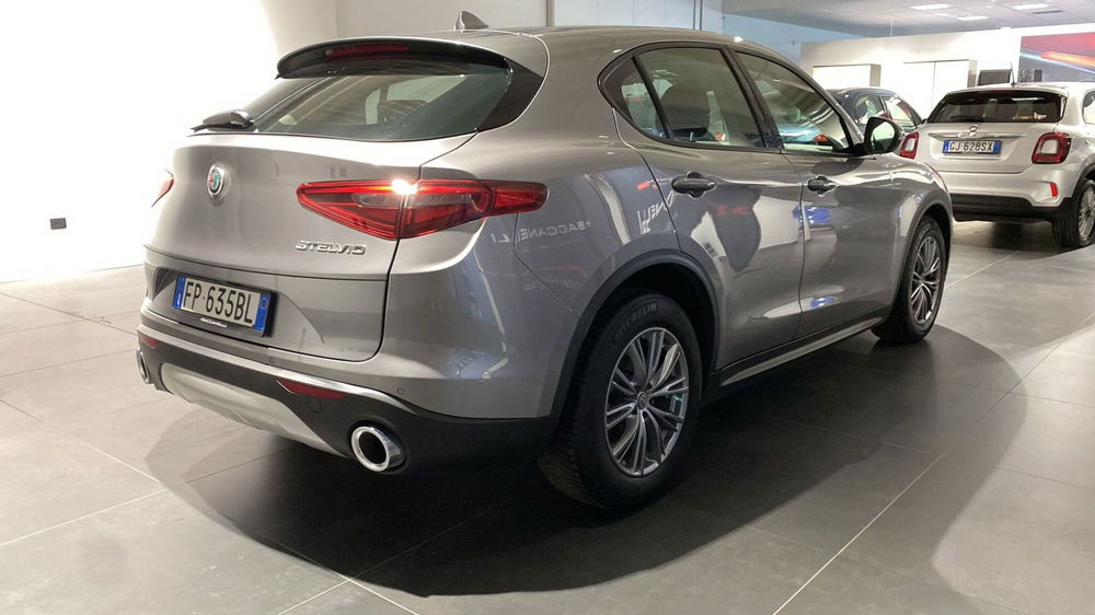 Alfa Romeo Stelvio usata a Bergamo (4)