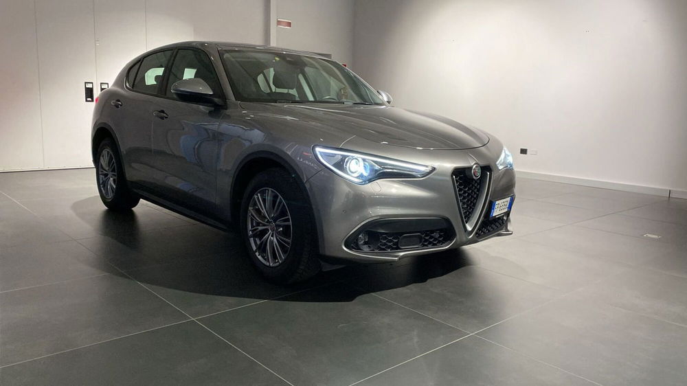 Alfa Romeo Stelvio usata a Bergamo (5)